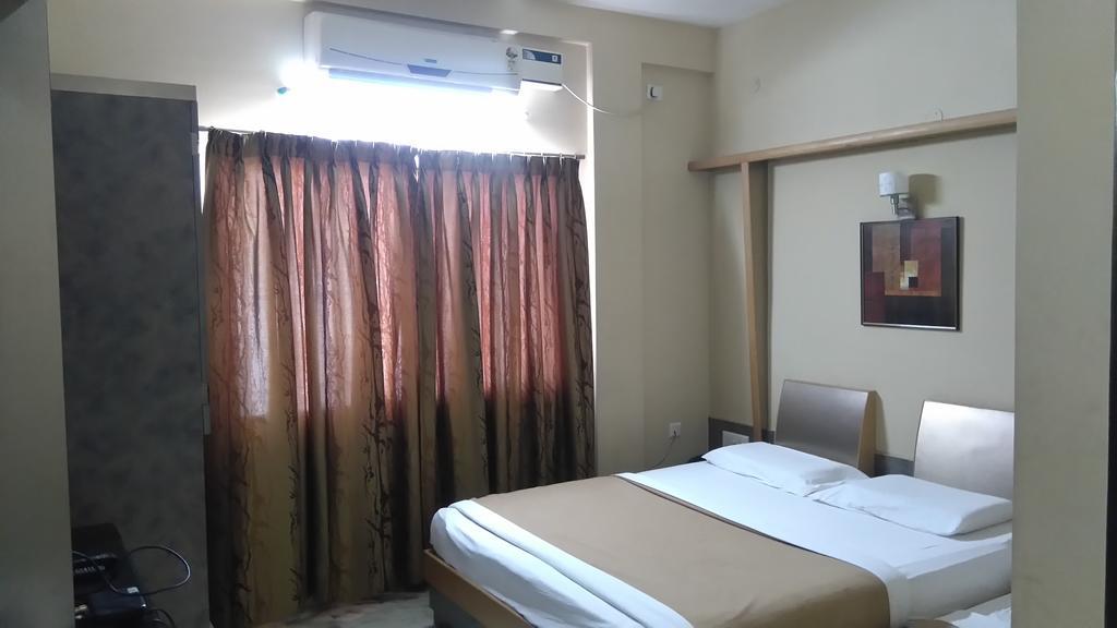 Hotel Manasa Paradise Bangalore Exteriör bild