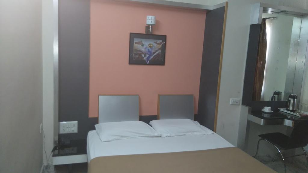 Hotel Manasa Paradise Bangalore Exteriör bild