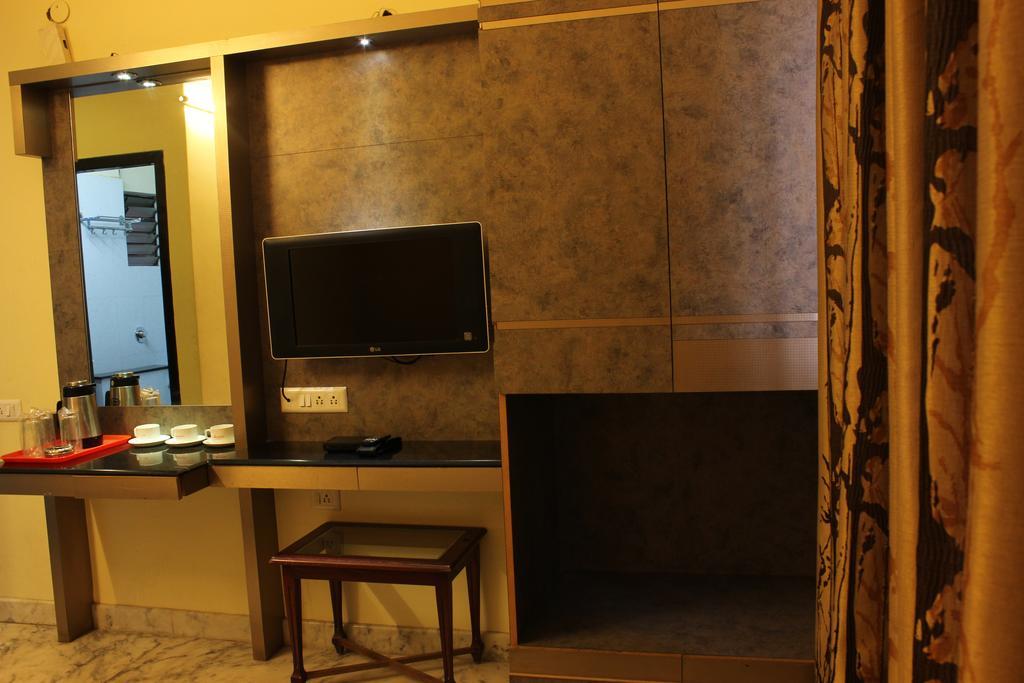 Hotel Manasa Paradise Bangalore Exteriör bild