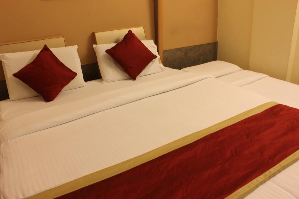 Hotel Manasa Paradise Bangalore Exteriör bild