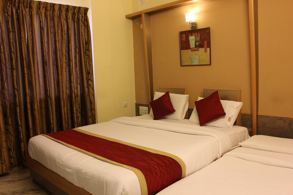 Hotel Manasa Paradise Bangalore Exteriör bild